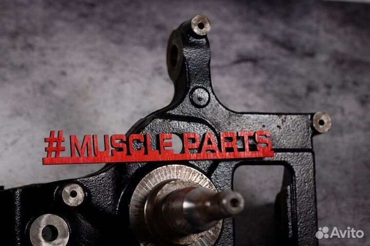 Кулак поворотный правый 5l5z3105aa 2001-2010 Ford