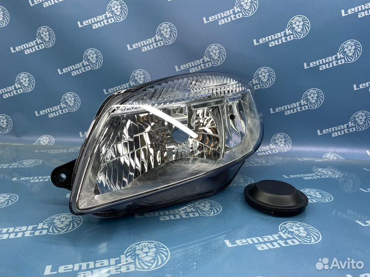 Фара левая Skoda Fabia, Roomster до 2010