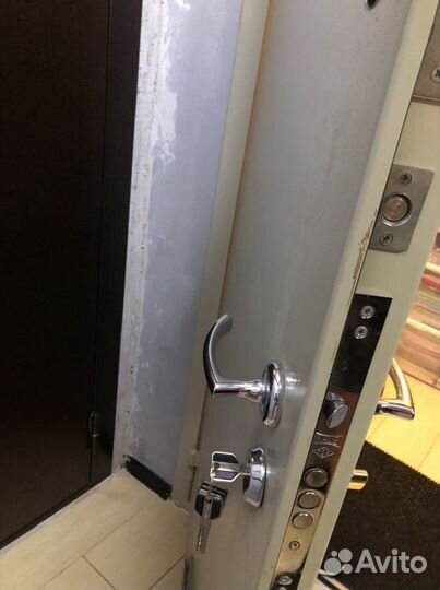 Вскрытие замена замков дверей 24/7