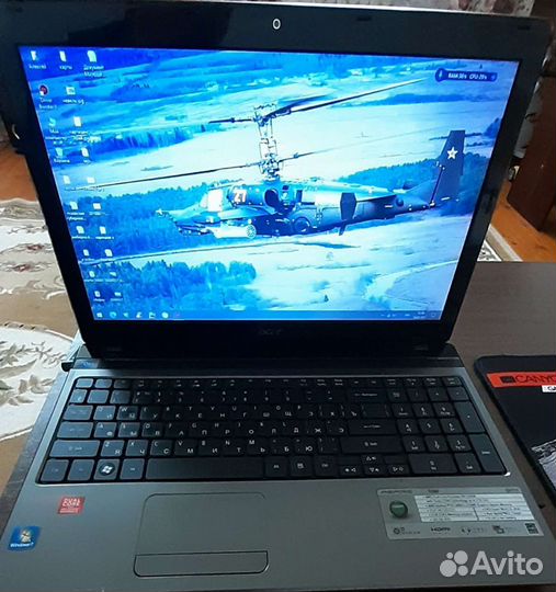 Ноутбук Acer (4 ядра)