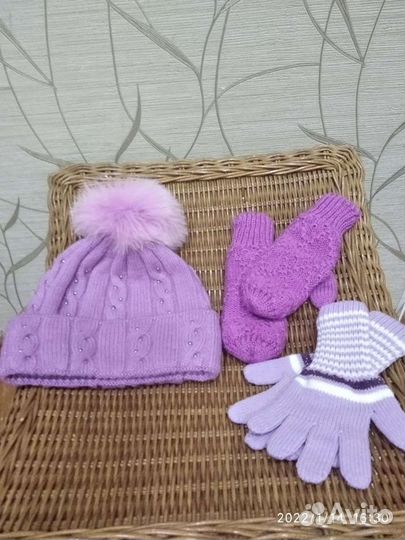 Шапка зимняя для девочки, размер54-56,варежки и пе