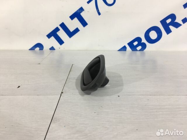 Ручка двери зад лев renault sandero 2 1.2 мт хетчб