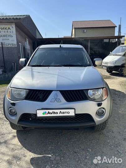Mitsubishi L200 2.5 AT, 2007, 214 000 км
