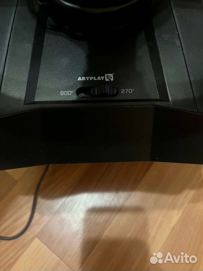 Игровой руль с педалями