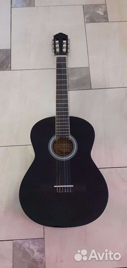 Классическая гитара Veston