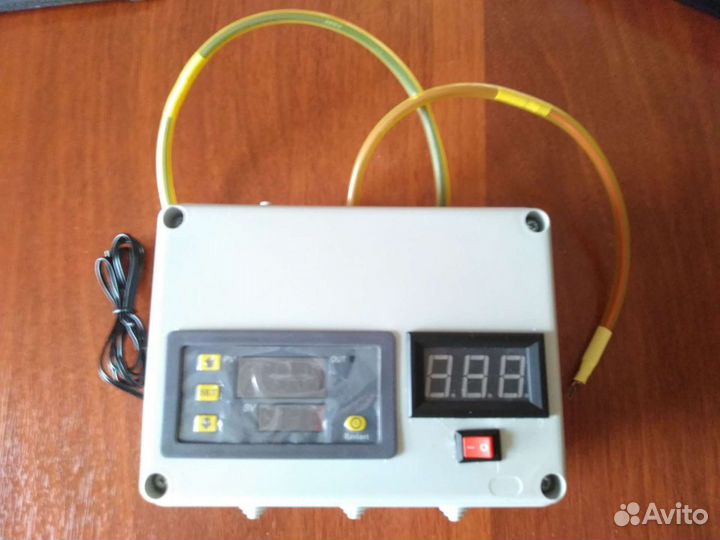 Блок статики с термометром для коптильни