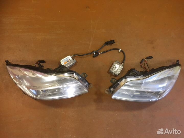 Ксеноновые фары на Опель Инсигния 2012г