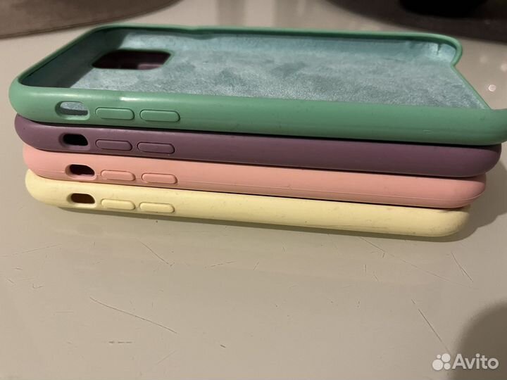 Чехол на iPhone 11