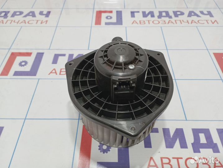 Моторчик отопителя Suzuki Grand Vitara (JT) 74150