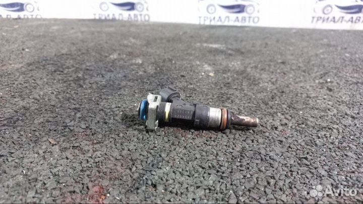 Форсунка топливная Mitsubishi Lancer 10 1.8 2007