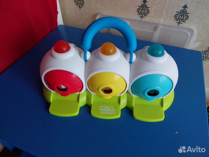 Развивающие игрушки Томи