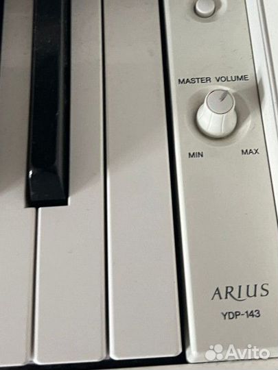 Цифровое пианино yamaha ydp-143