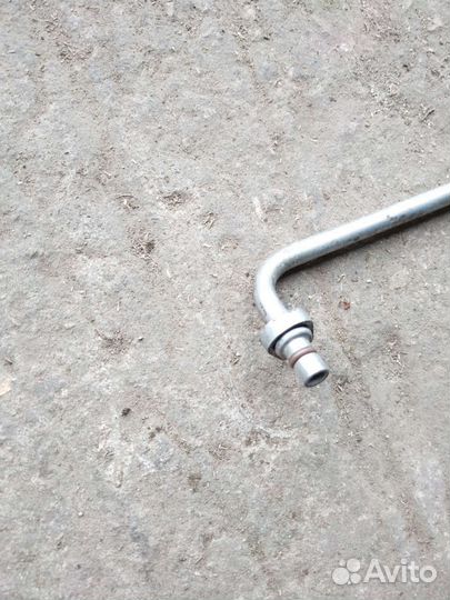 Трубка кондиционера Renault Duster 2.0 F4R 2014г