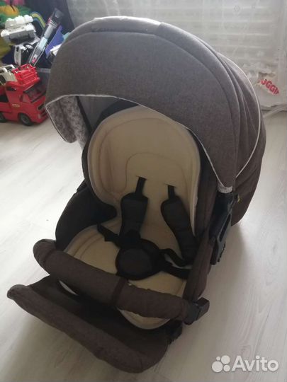 Коляска mimi titus