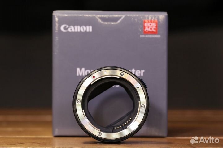 Переходное кольцо Canon EF-EOS R