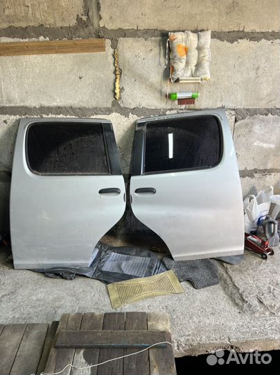 Двери На Тайота функарго