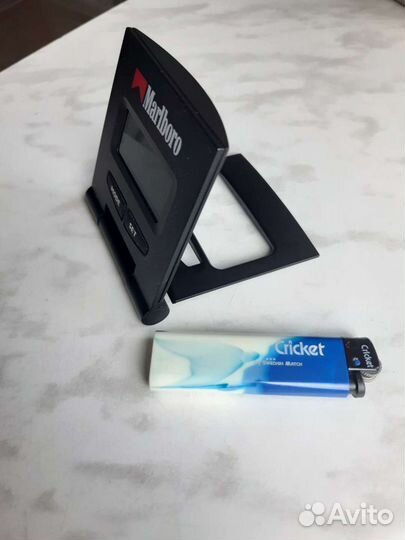 Часы с будильником карманные раскладные Мальборо