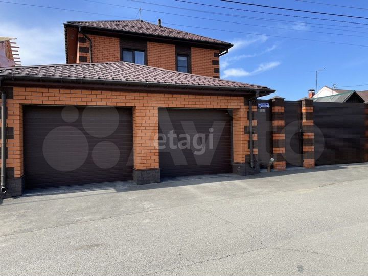 Коттедж 130 м² на участке 6 сот.