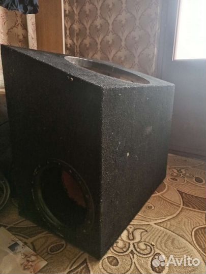 Сабвуфер 18 с коробом