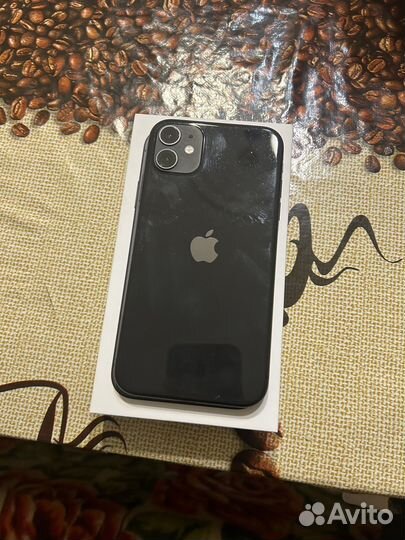 iPhone 11, 128 ГБ