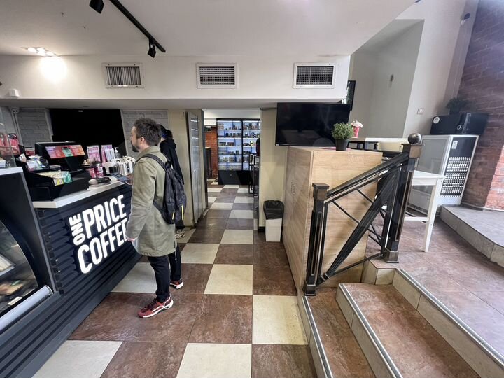 Торговая площадь 25м выход метро