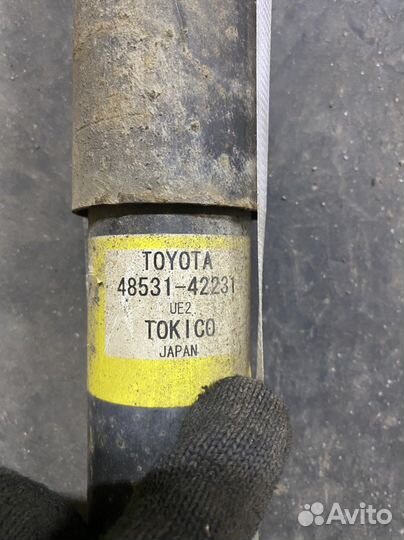 Задние амортизаторы тойта рав 4