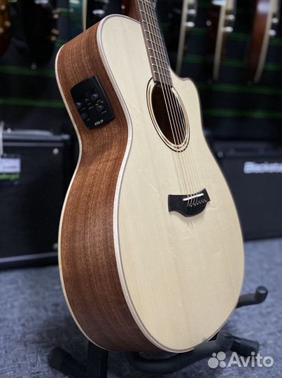 Baton Rouge AR61S/ACE гитара с подключением новая