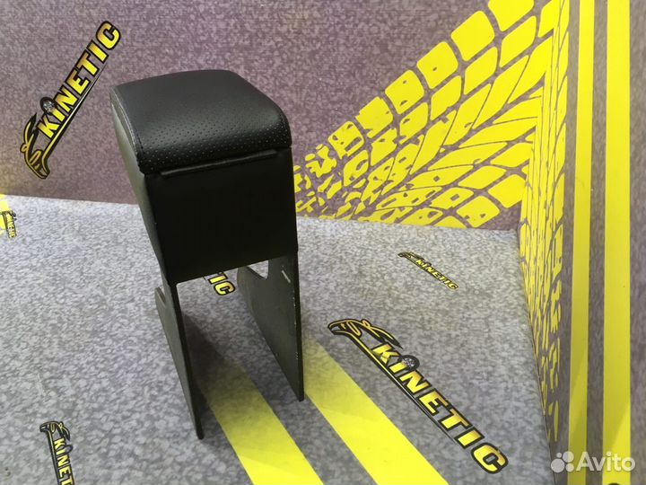 Подлокотник Лада Ларгус