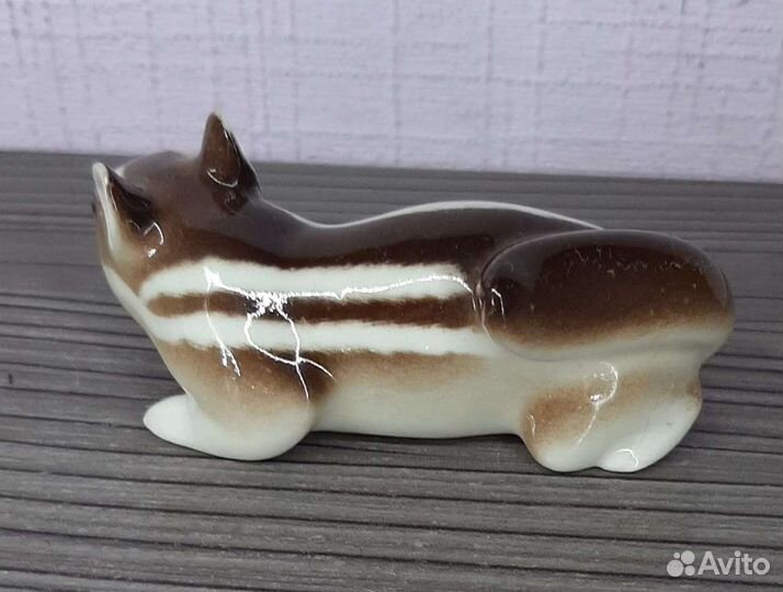 Фарфоровая статуэтка Бурундук лфз