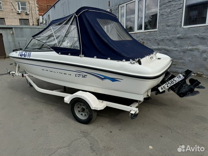 Катер Bayliner 175