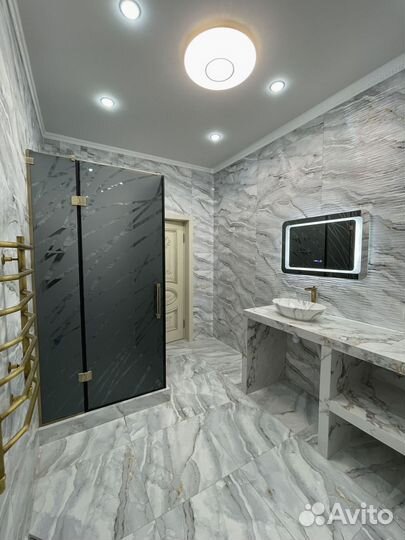 Стеклянная перегородка