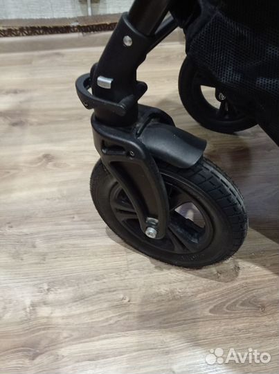 Коляска 2 в 1 Берта