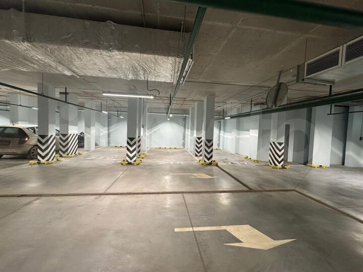 Машиноместо, 19 м²