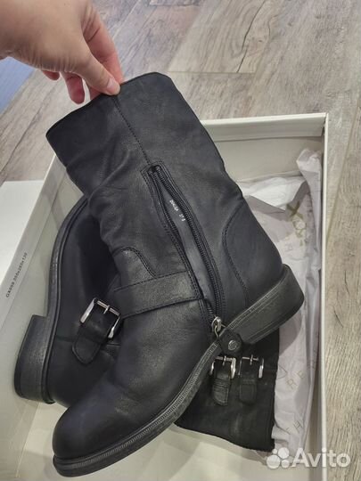 Ботинки женские демисезонные 37.5 размер