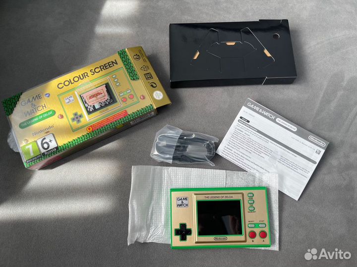 Портативная игровая консоль The Legend of Zelda