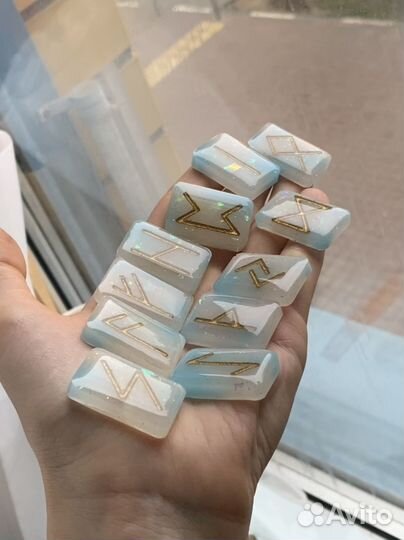 Руны из смолы