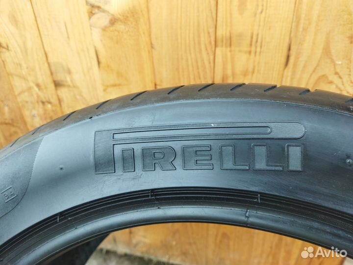 Pirelli P Zero 255/45 R19