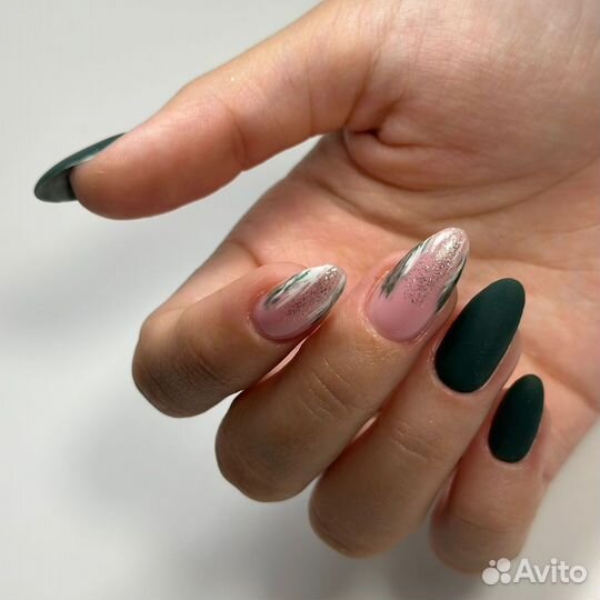 Маникюр, педикюр