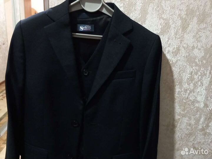 Пиджак и жилетка для первоклассника