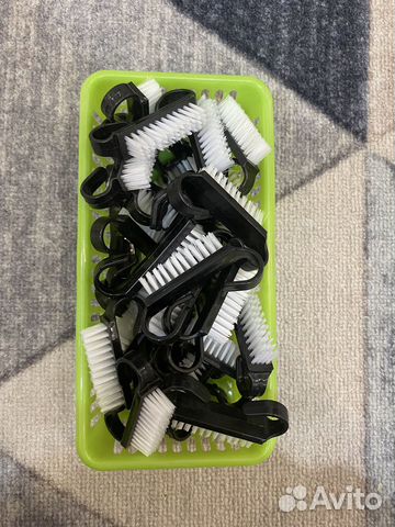 Щеточки для маникюра