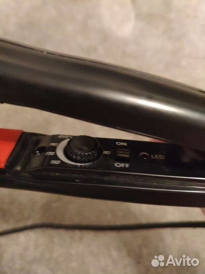 Выпрямитель для волос Valera