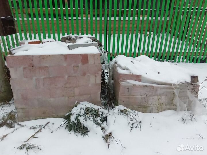 Кирпич красный