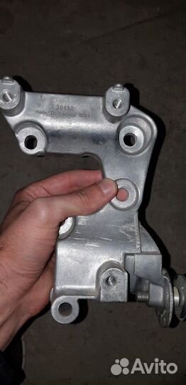 Натяжители приводного ремня Кэмри 40