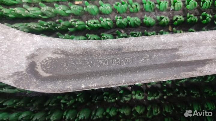 Рычаг задний поперечный левый Mercedes Benz E-cla