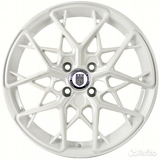 Sakura Wheels YA8135 7x16/4x100 ET38 DIA73.1