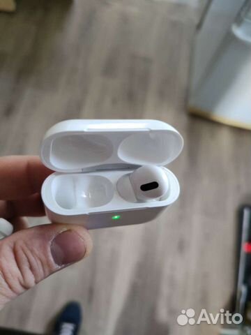 Беспроводные наушники новые AirPods Pro