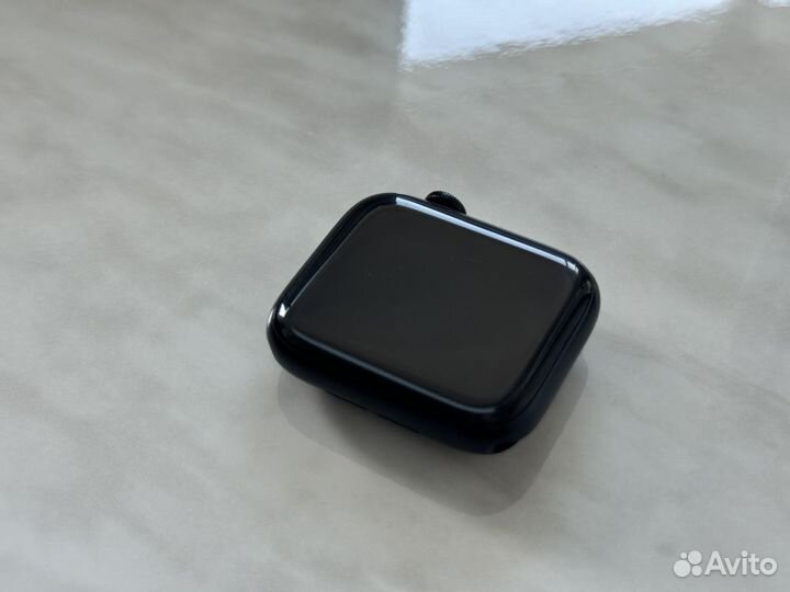 Apple watch SE gen 2 (2020) 44mm