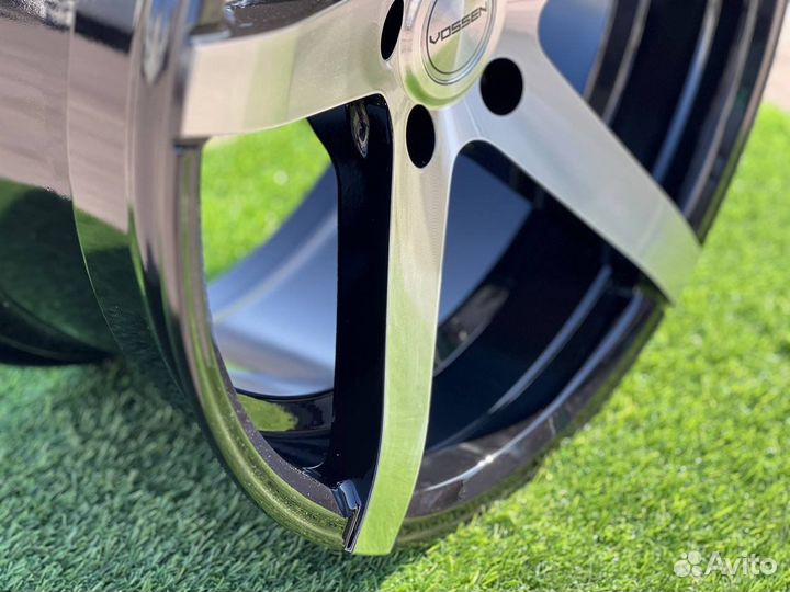 Диски Vossen VPS-303 r18