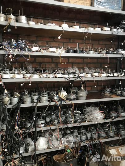 Двигатель внутреннего блока IBH-884-065A