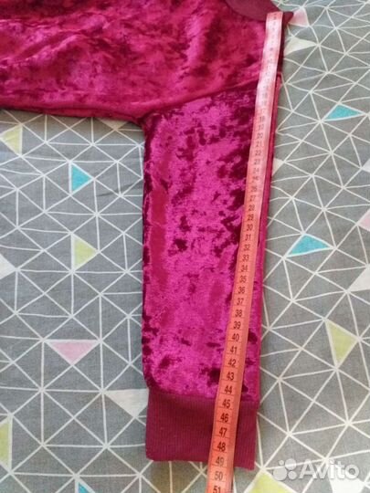 Костюм 110-116 и 104-106,2штуки, новые